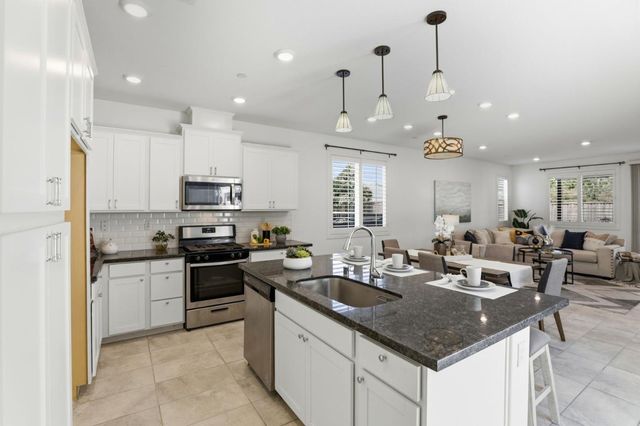 1860 Thyme Court, Gilroy, CA 95020