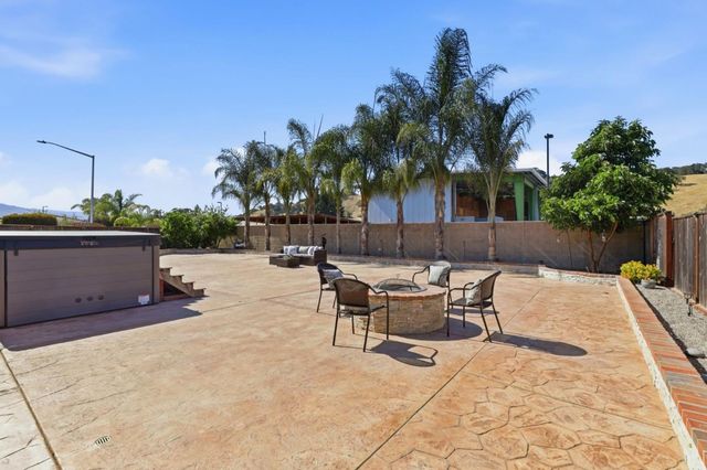 1860 Thyme Court, Gilroy, CA 95020