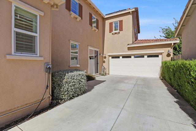 1860 Thyme Court, Gilroy, CA 95020