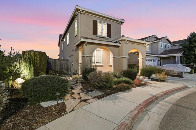 1860 Thyme Court, Gilroy, CA 95020