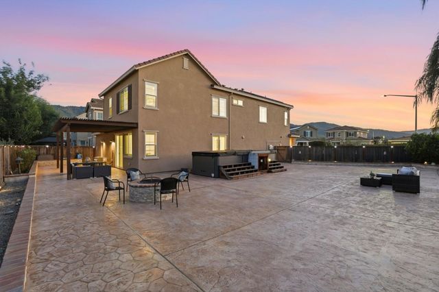 1860 Thyme Court, Gilroy, CA 95020
