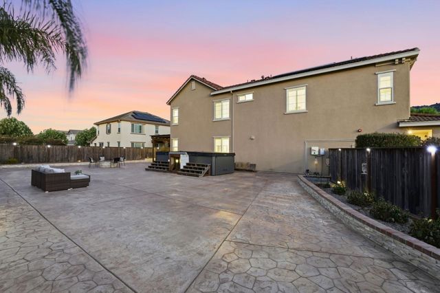 1860 Thyme Court, Gilroy, CA 95020