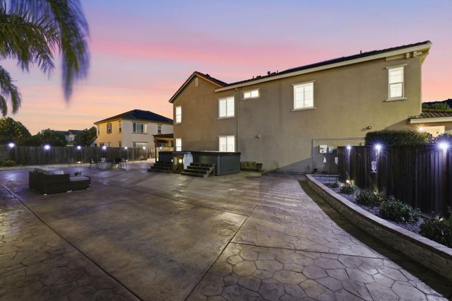 1860 Thyme Court, Gilroy, CA 95020