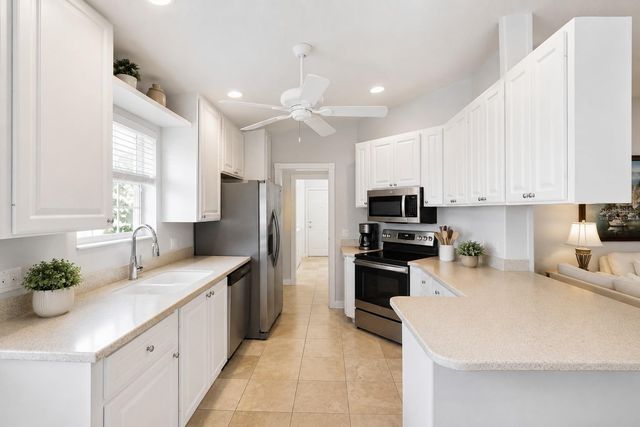 11844 ASTILBE DRIVE, Orlando, FL 32827