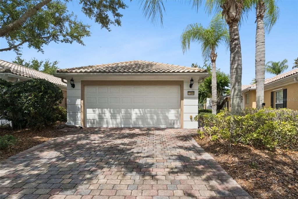 11844 ASTILBE DRIVE, Orlando, FL 32827