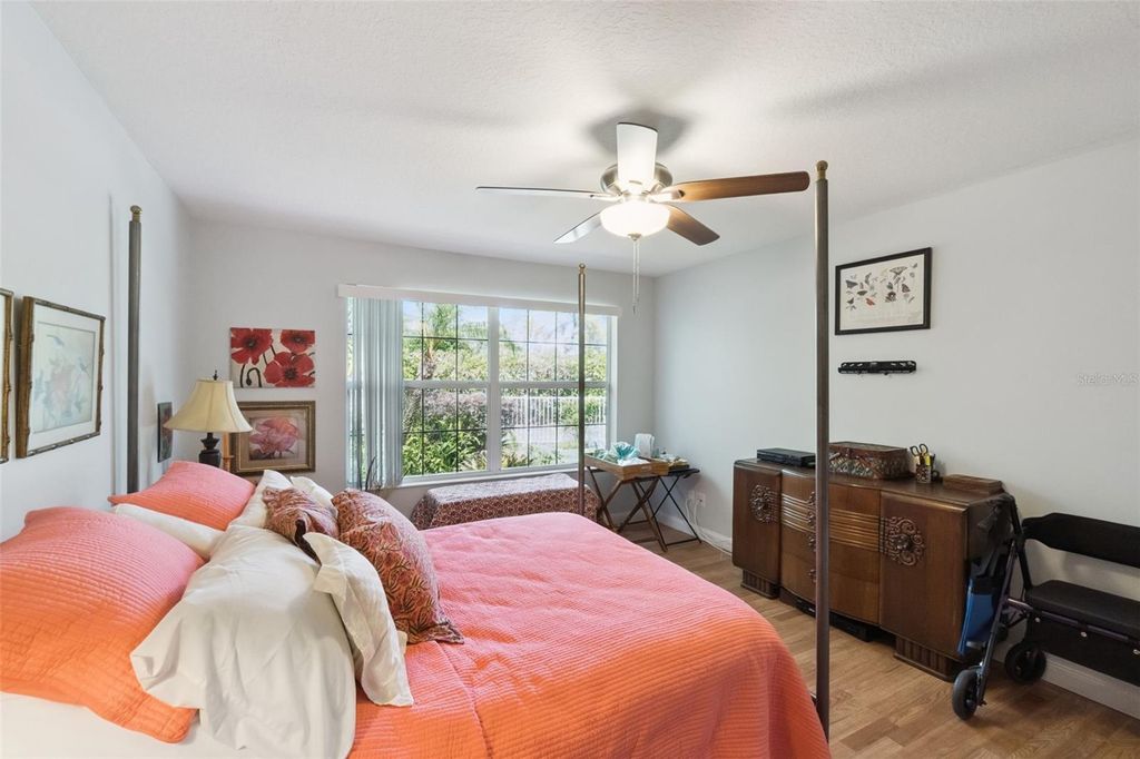Image 12 of property listing at 11844 ASTILBE DRIVE, Orlando, FL 32827