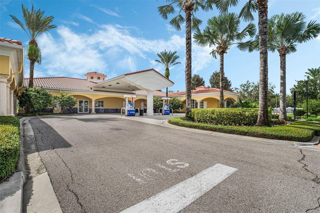 Image 31 of property listing at 11844 ASTILBE DRIVE, Orlando, FL 32827