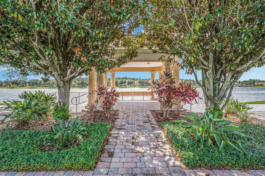 Image 45 of property listing at 11844 ASTILBE DRIVE, Orlando, FL 32827