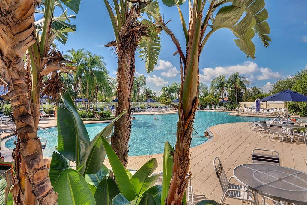 Image 51 of property listing at 11844 ASTILBE DRIVE, Orlando, FL 32827