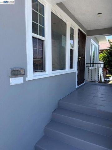 2050 102Nd Ave, Oakland, CA 94603
