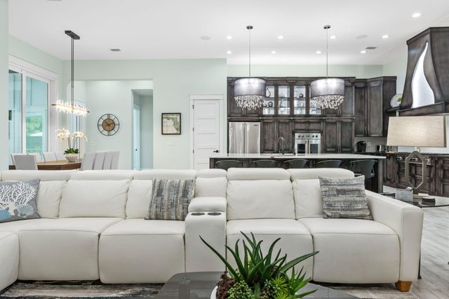 20 Sandestin Estates Drive, Miramar Beach, FL 32550