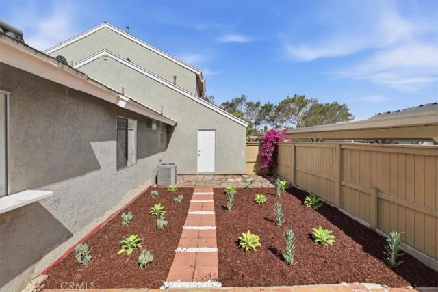 11 Fairside, Irvine, CA 92614