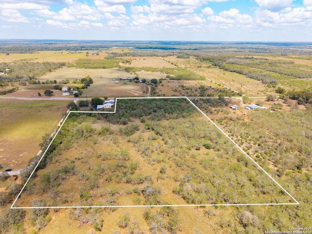 211 Halm, Seguin, TX 78155