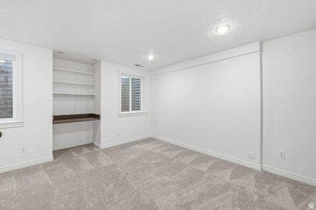 9752 N DORCHESTER DR, Cedar Hills, UT 84062