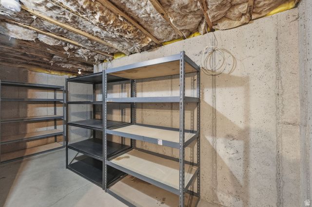 9752 N DORCHESTER DR, Cedar Hills, UT 84062