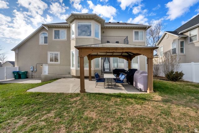 9752 N DORCHESTER DR, Cedar Hills, UT 84062