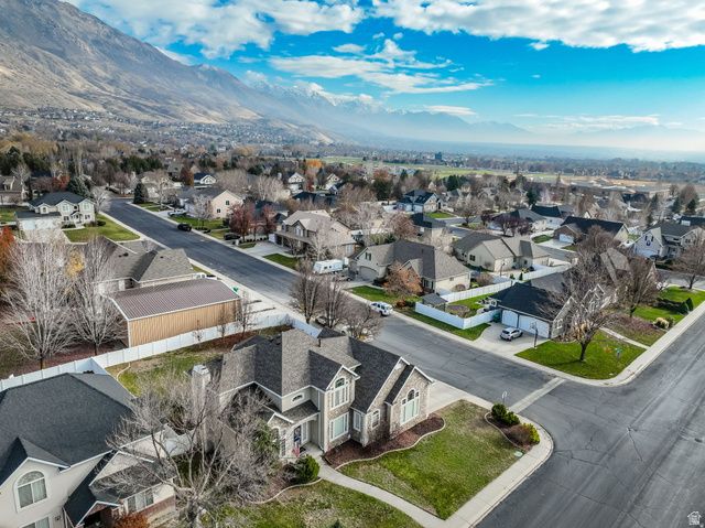 9752 N DORCHESTER DR, Cedar Hills, UT 84062