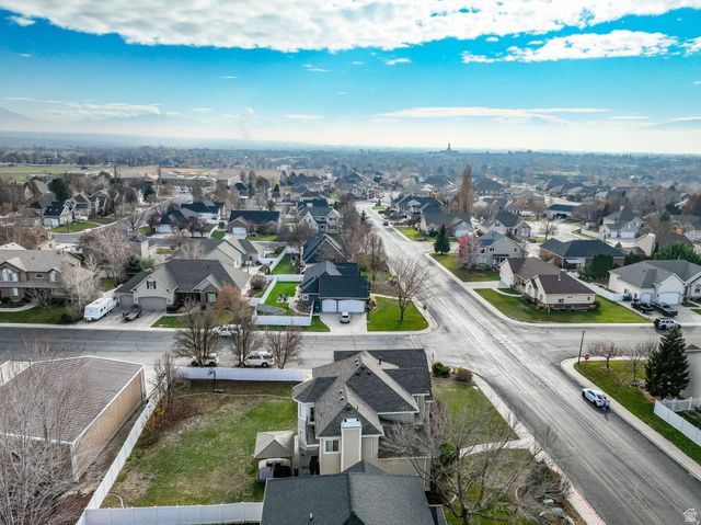 9752 N DORCHESTER DR, Cedar Hills, UT 84062