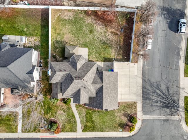 9752 N DORCHESTER DR, Cedar Hills, UT 84062