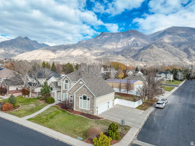 9752 N DORCHESTER DR, Cedar Hills, UT 84062