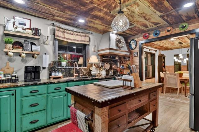 329 Robinson Thomas Road, Morganton, GA 30560