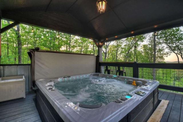 329 Robinson Thomas Road, Morganton, GA 30560