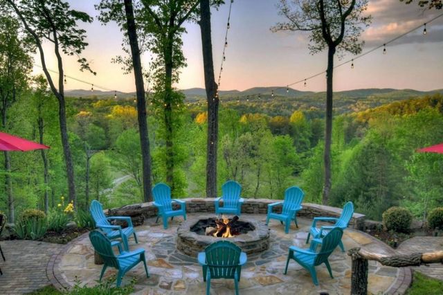 329 Robinson Thomas Road, Morganton, GA 30560