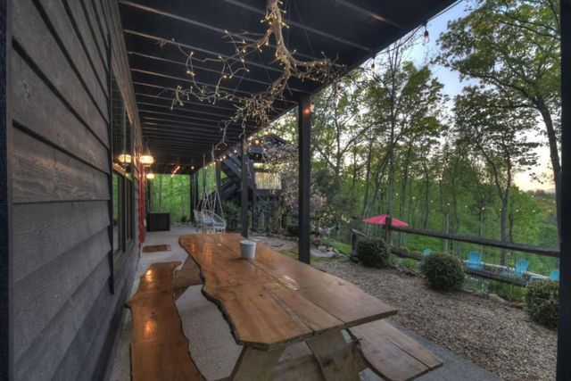 329 Robinson Thomas Road, Morganton, GA 30560