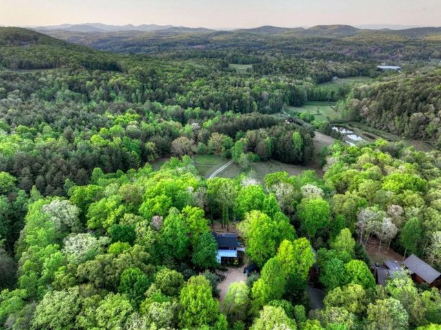 329 Robinson Thomas Road, Morganton, GA 30560