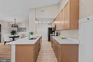 1102 CASTLE HARBOUR WAY #3D, Glen Burnie, MD 21060