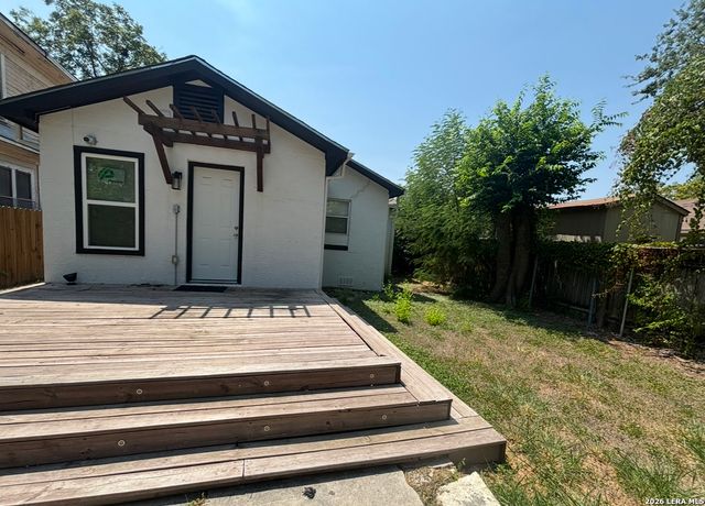 129 Halliday, San Antonio, TX 78210