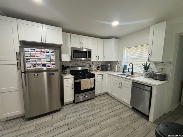 129 Halliday, San Antonio, TX 78210