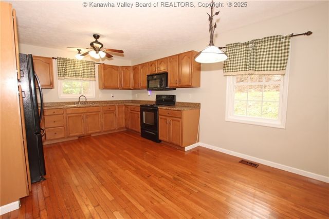 360 Casdorph Lane, Charleston, WV 32780