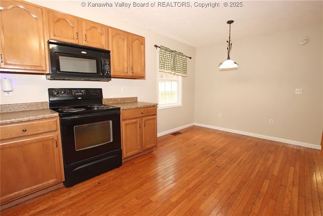 360 Casdorph Lane, Charleston, WV 32780