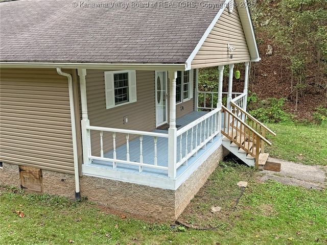 360 Casdorph Lane, Charleston, WV 32780