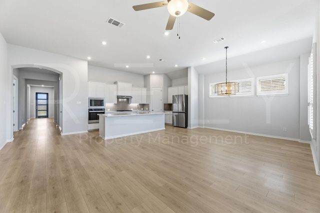 1017 Spring Gulch LN, Georgetown, TX 78628
