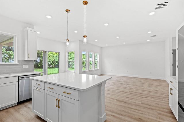 634 BURCH AVENUE, Winter Garden, FL 34787