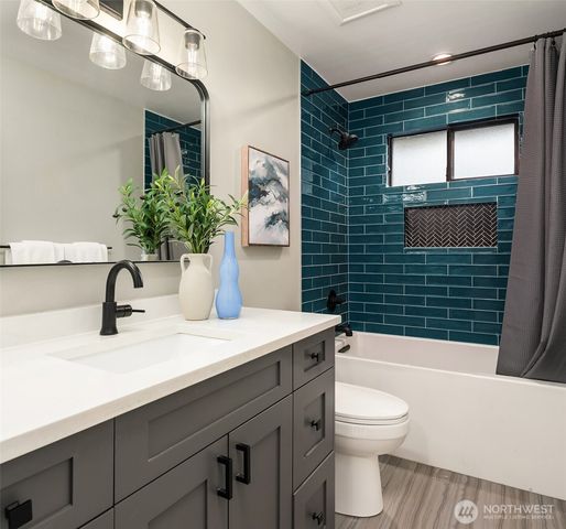 14329 166 Place SE, Renton, WA 98059