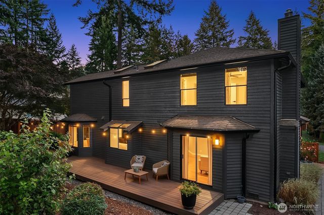 14329 166 Place SE, Renton, WA 98059
