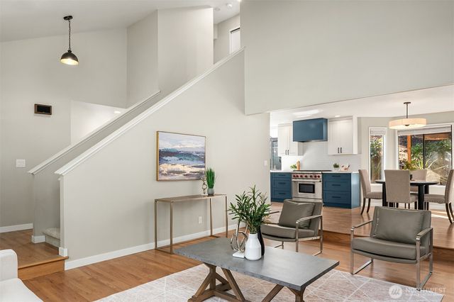 14329 166 Place SE, Renton, WA 98059