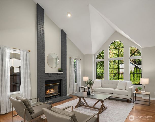 14329 166 Place SE, Renton, WA 98059