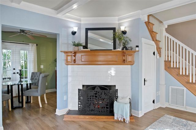 937 5TH STREET N, St Petersburg, FL 33701