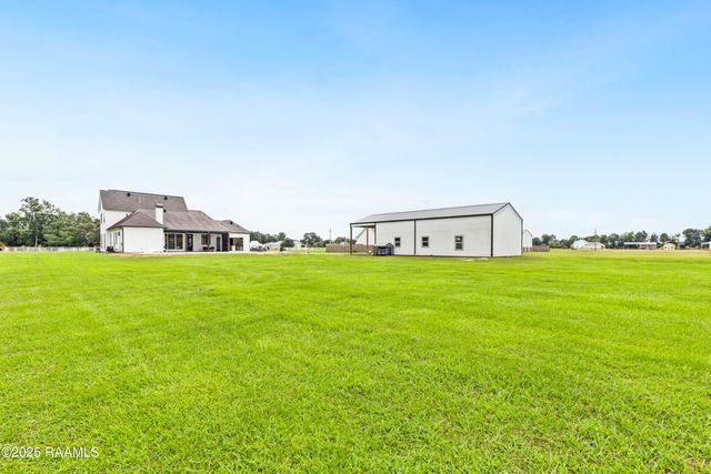 100 Viaulet Road, Youngsville, LA 70592