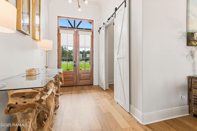 100 Viaulet Road, Youngsville, LA 70592