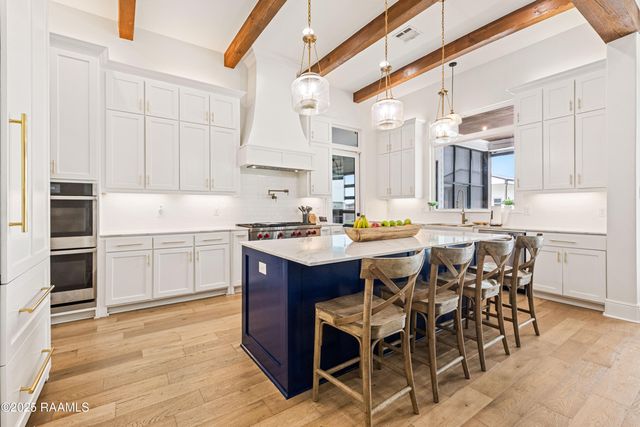 100 Viaulet Road, Youngsville, LA 70592