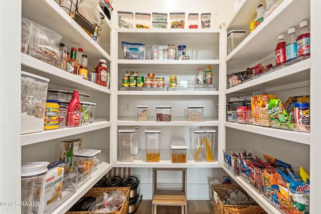 100 Viaulet Road, Youngsville, LA 70592