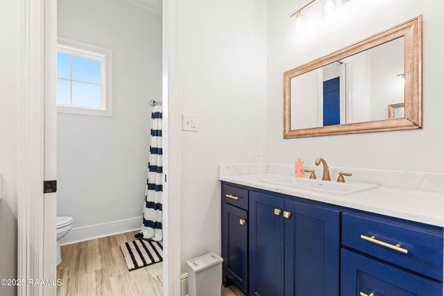 100 Viaulet Road, Youngsville, LA 70592