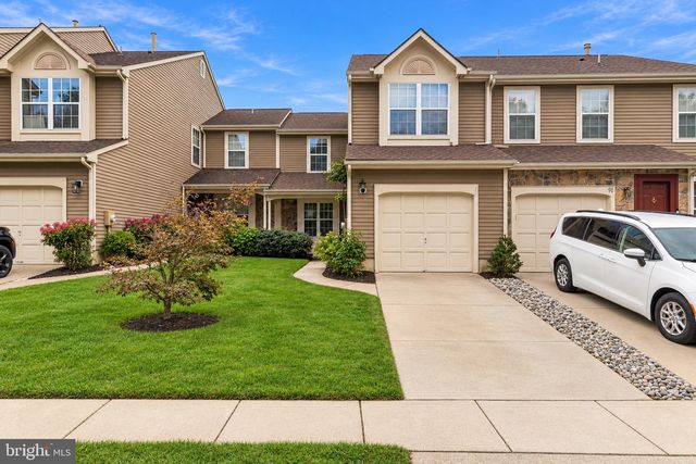 89 KETTLEBROOK DR, Mt Laurel, NJ 08054