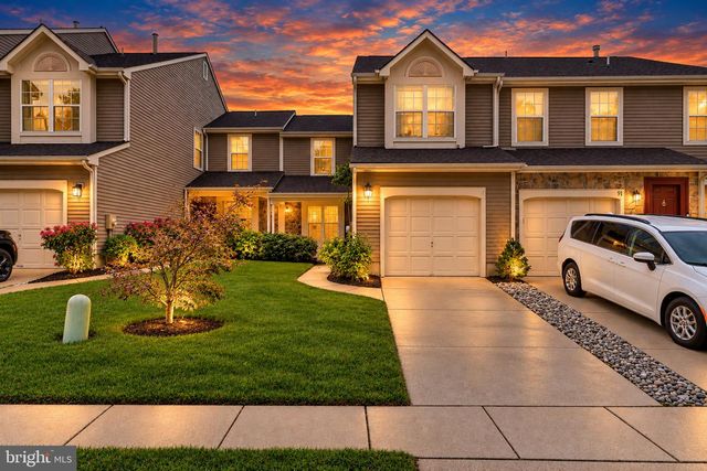 89 KETTLEBROOK DR, Mt Laurel, NJ 08054