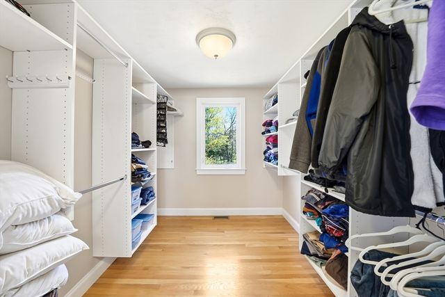 98 Blossomcrest Rd, Lexington, MA 02421